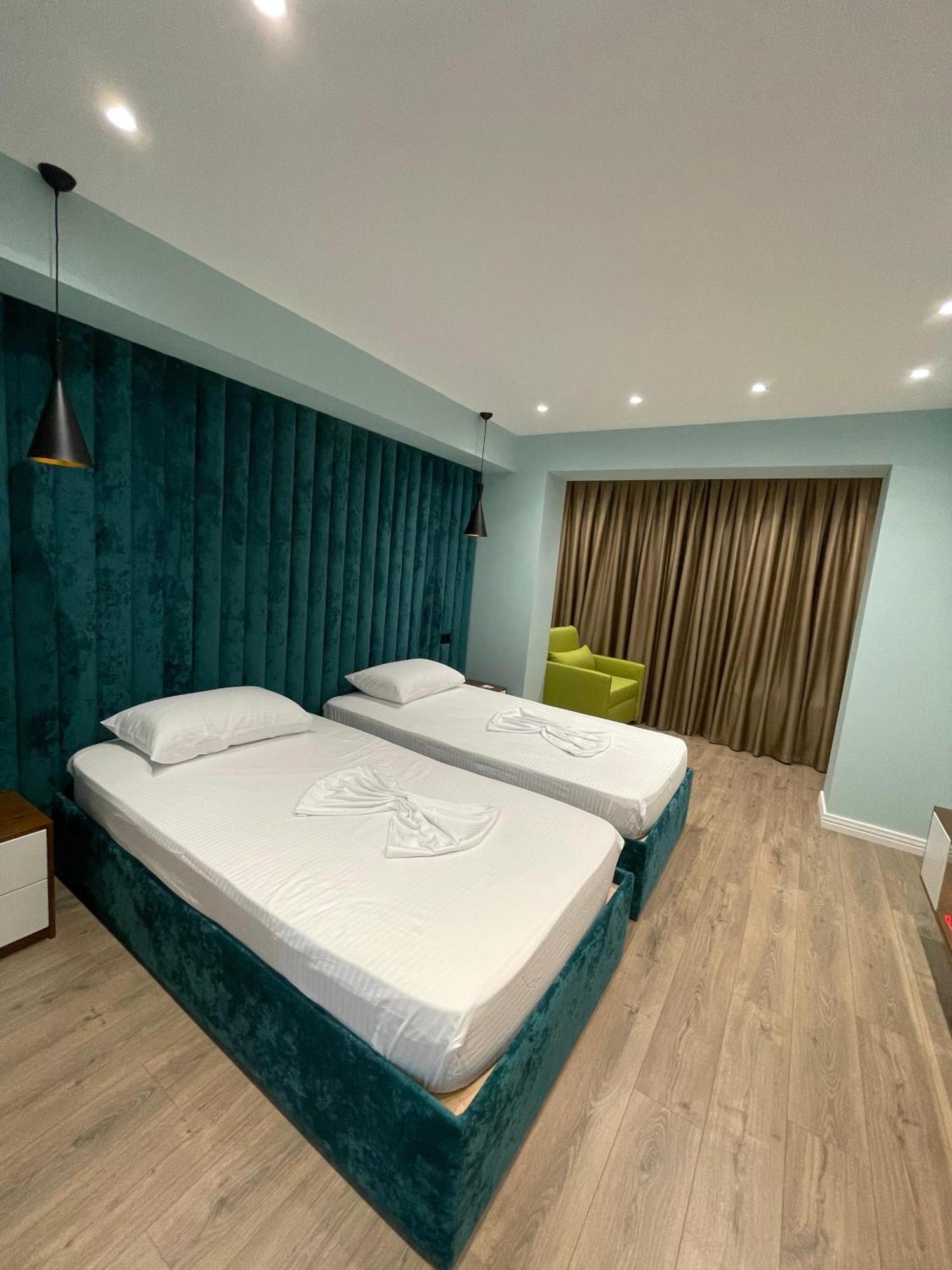 Home 12 Librazhd ภายนอก รูปภาพ